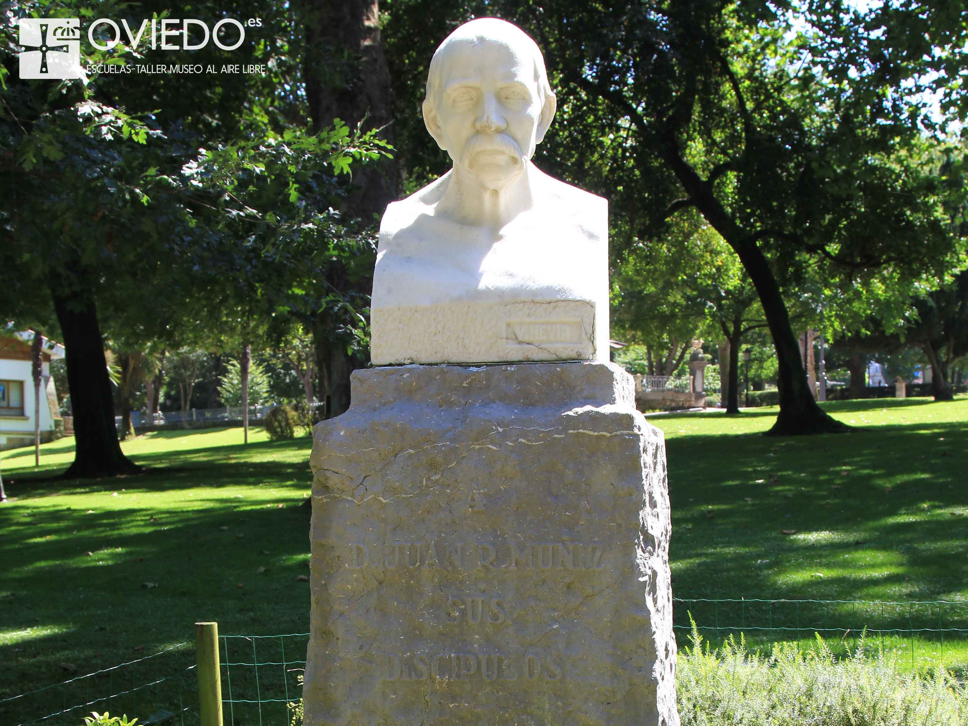 escultura completa juan rodriguez muñiz